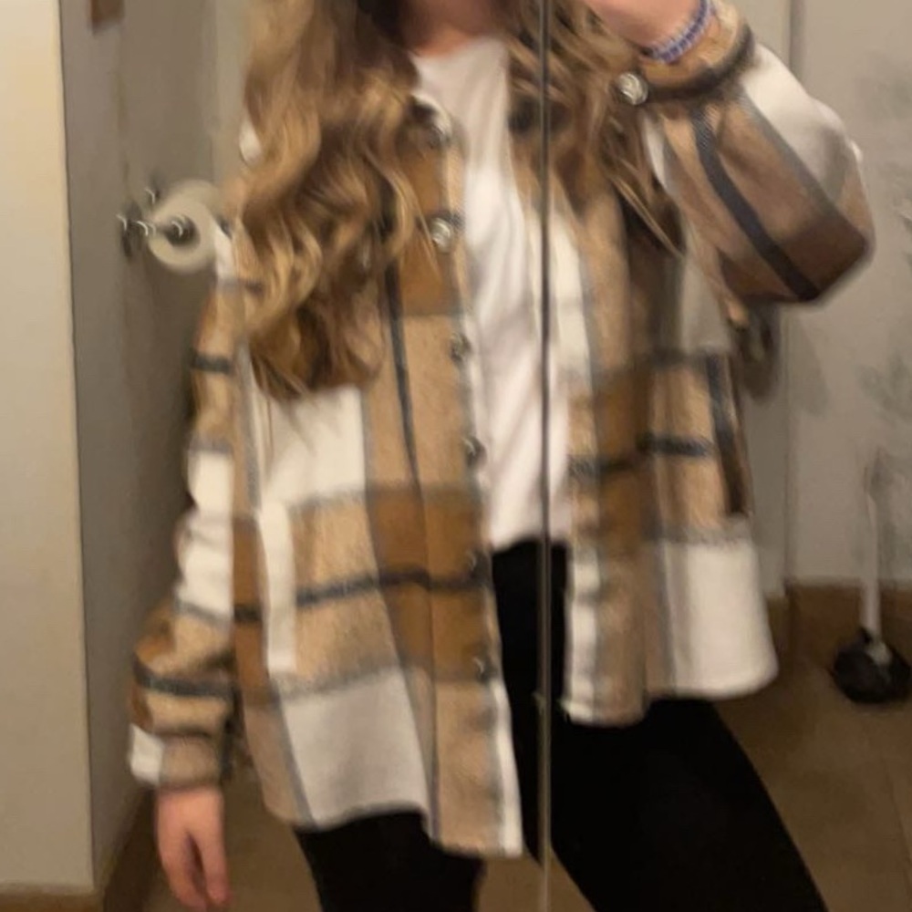 Plaid women’s Jacket in Brown and White